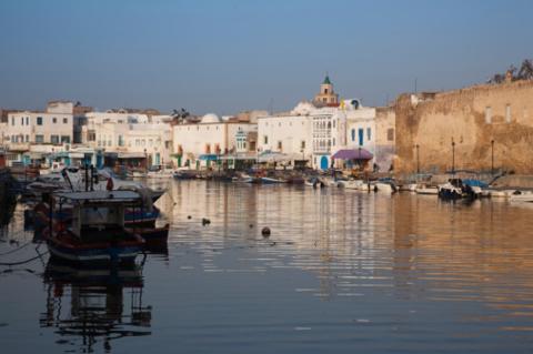 السفارة القطرية في تونس تنفي مقتل قطري في مدينة بنزرت القديمة