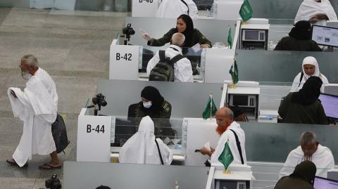 المملكة العربية السعودية تسمح للمقيمين بالسفر إلى الخارج والعودة دون الحاجة إلى التطعيم